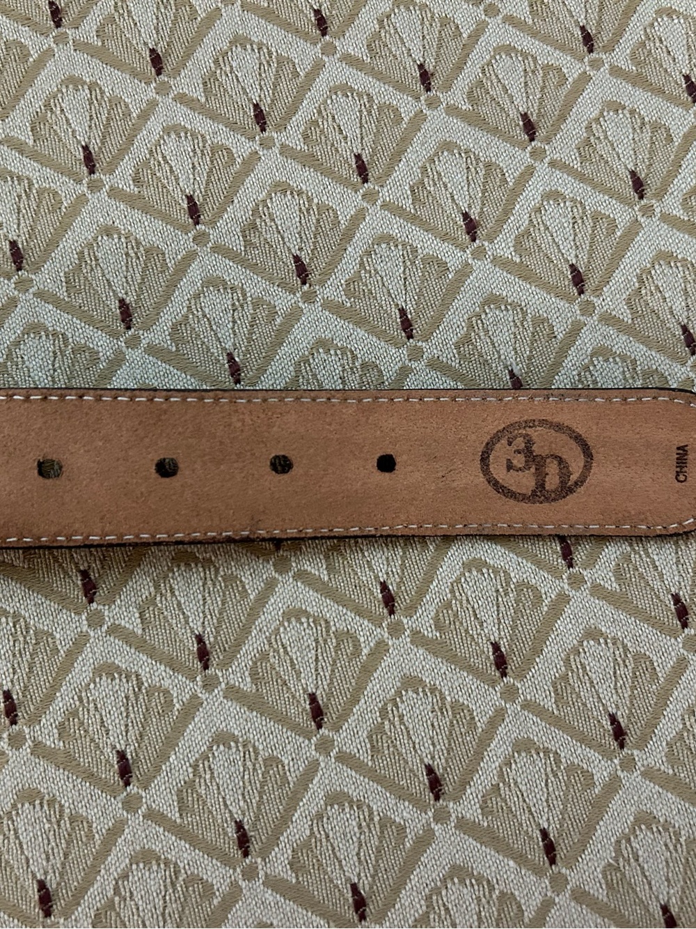 3D Studded Floral Leather Waist Belt in Brown and Cream S/M - Picture 4 of 7